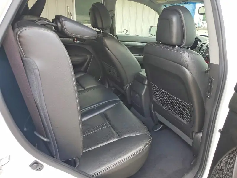 2011 KIA SORENTO SX  