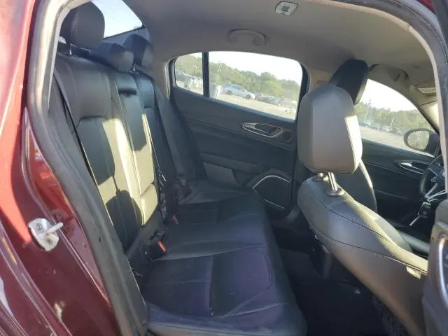 2017 ALFA ROMEO GIULIA TI Q4  