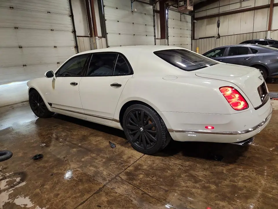2016 BENTLEY MULSANNE   
