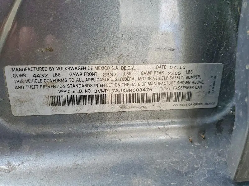 2011 VOLKSWAGEN JETTA TDI  