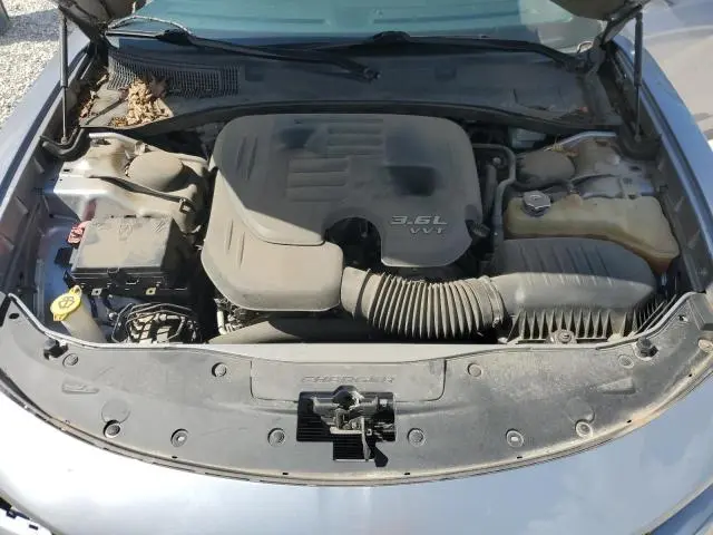 2015 DODGE CHARGER SE  