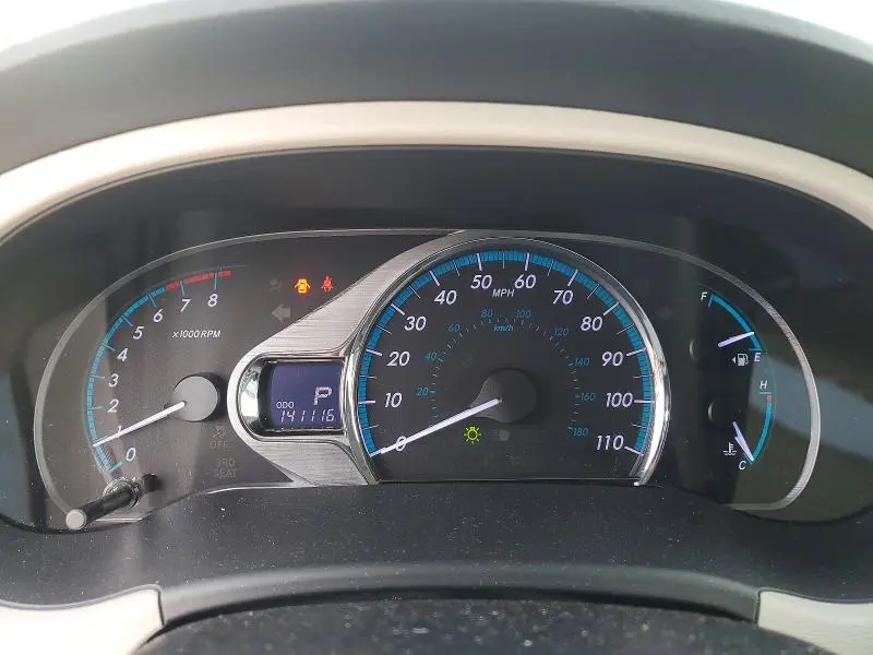 2013 TOYOTA SIENNA XLE  