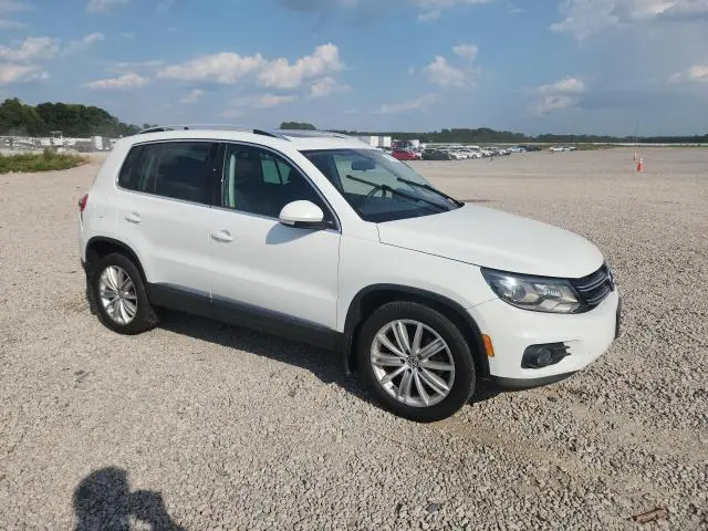 2016 VOLKSWAGEN TIGUAN S  
