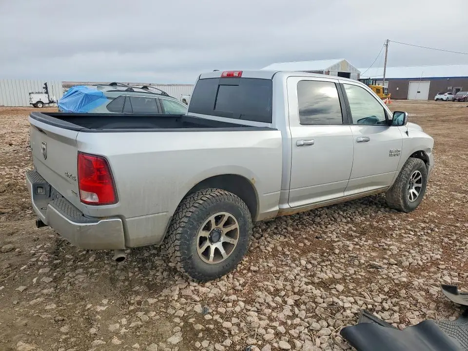 2014 RAM 1500 SLT  