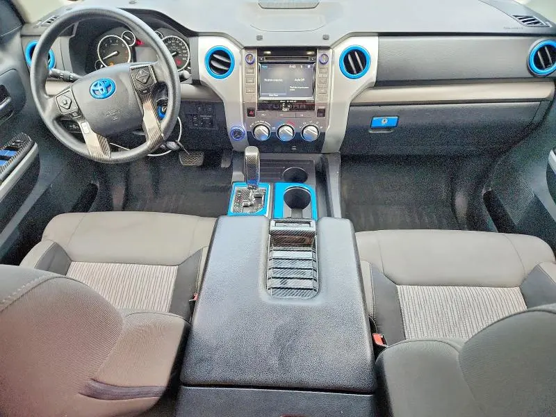 2017 TOYOTA TUNDRA SR5  
