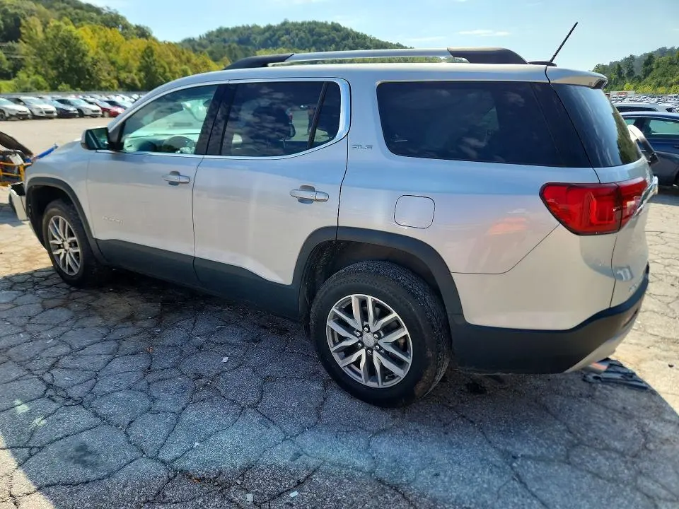 2017 GMC ACADIA SLE  