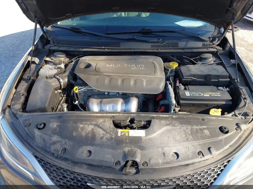 2016 CHRYSLER 200 LIMITED