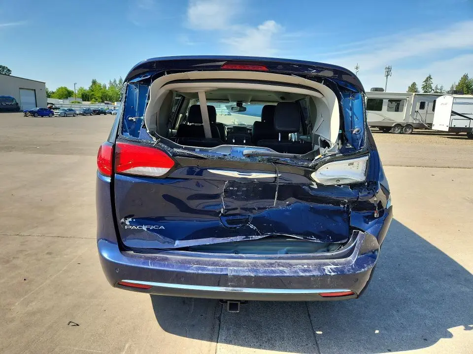 2017 CHRYSLER PACIFICA TOURING L  