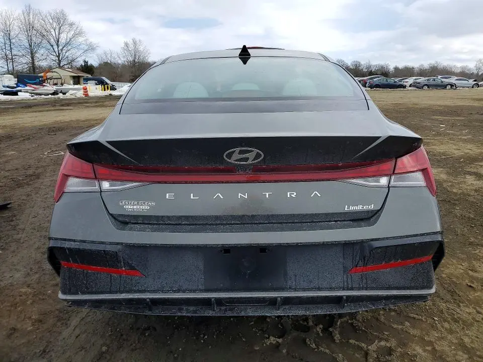 2025 HYUNDAI ELANTRA LIMITED  