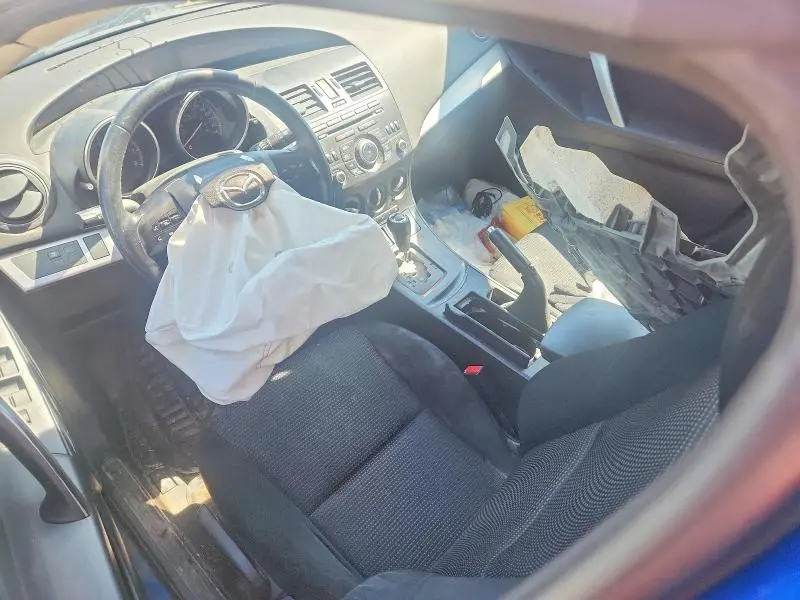 2012 MAZDA 3 I  