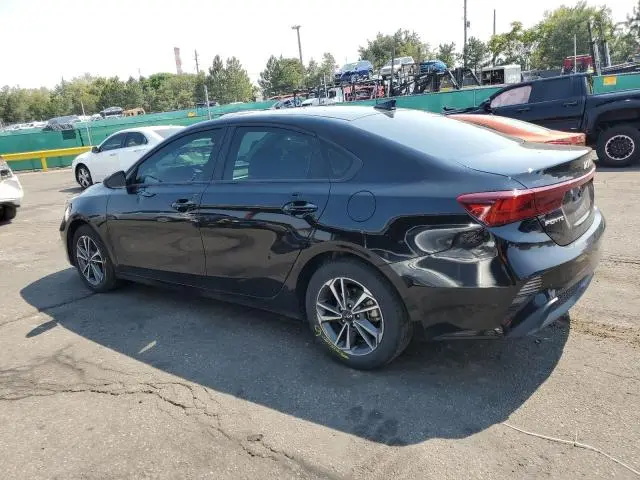 2023 KIA FORTE LX  