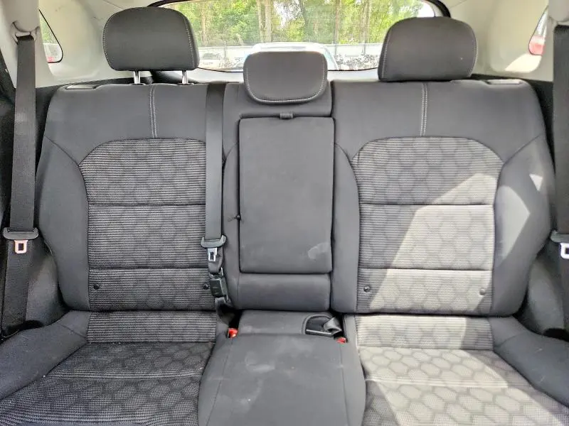 2017 KIA NIRO LX  
