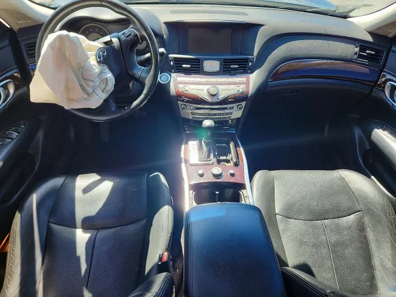 2011 INFINITI M37 BASE  