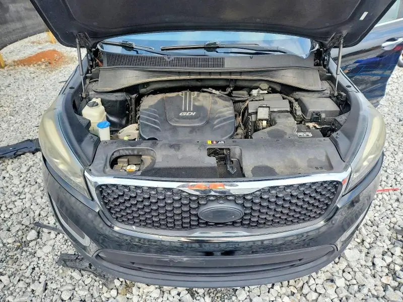 2017 KIA SORENTO LX V6  