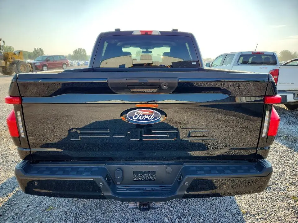 2025 FORD F150 LIGHTNING XLT  