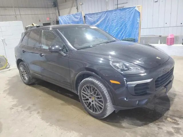 2018 PORSCHE CAYENNE