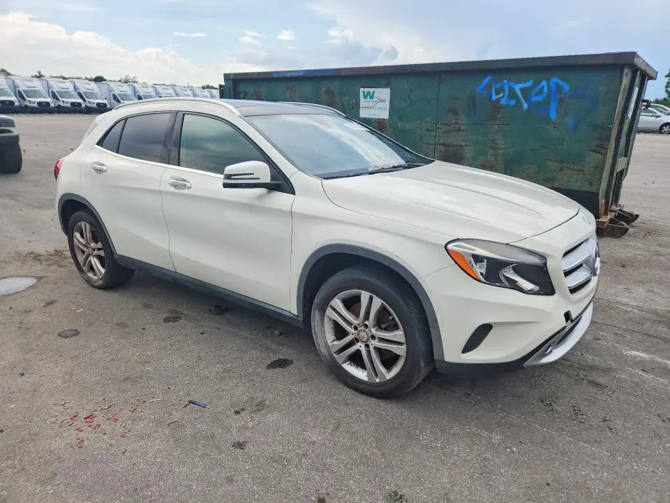 2016 MERCEDES-BENZ GLA 250 4MATIC  