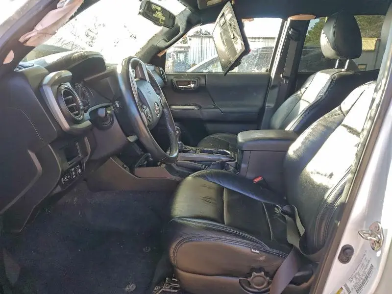 2017 TOYOTA TACOMA DOUBLE CAB  