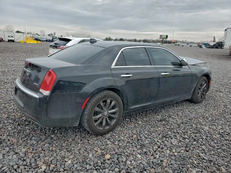 2016 CHRYSLER 300C   