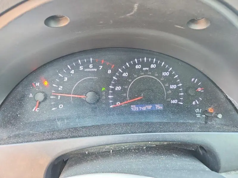 2011 TOYOTA CAMRY LE  