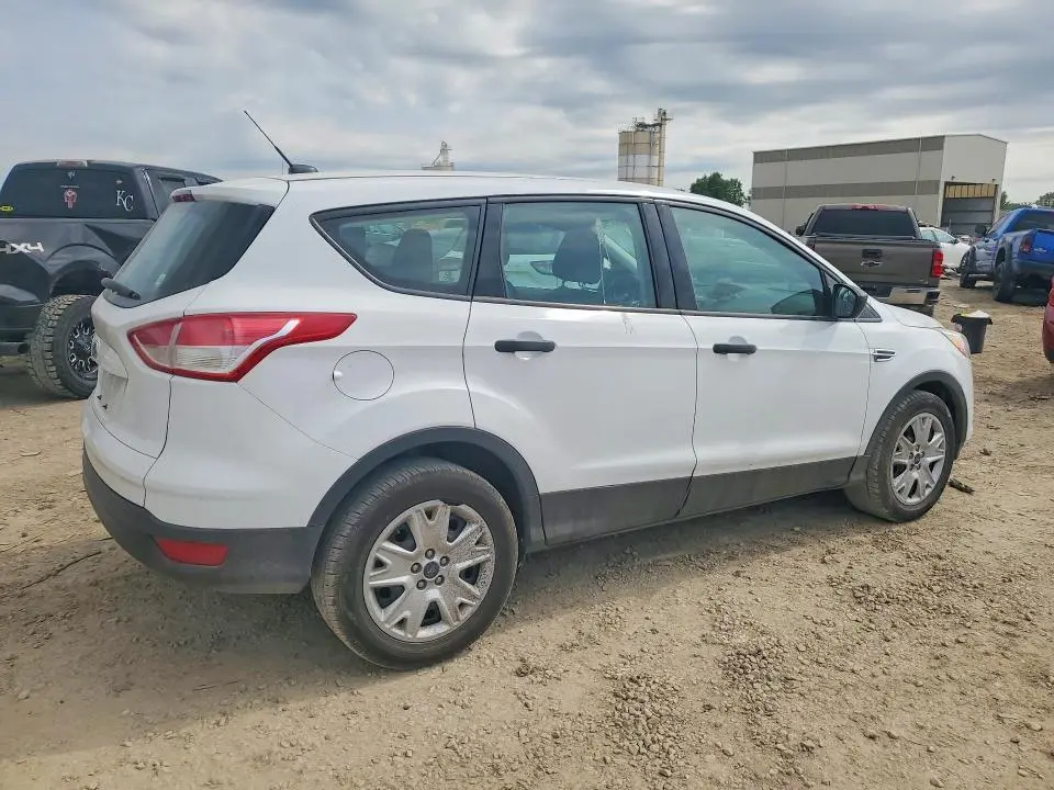 2016 FORD ESCAPE S  