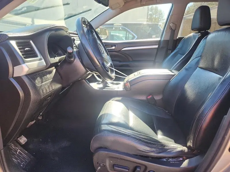 2014 TOYOTA HIGHLANDER XLE  
