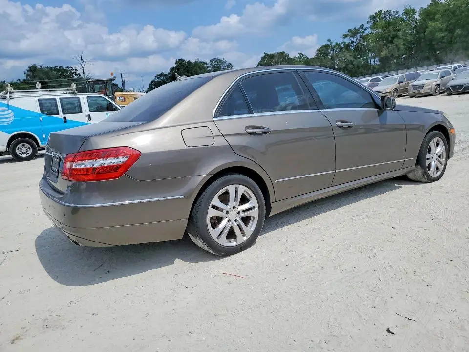 2010 MERCEDES-BENZ E 350  