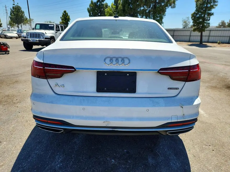 2023 AUDI A4 PREMIUM 40  