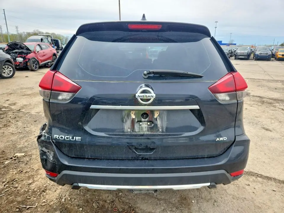 2019 NISSAN ROGUE S  