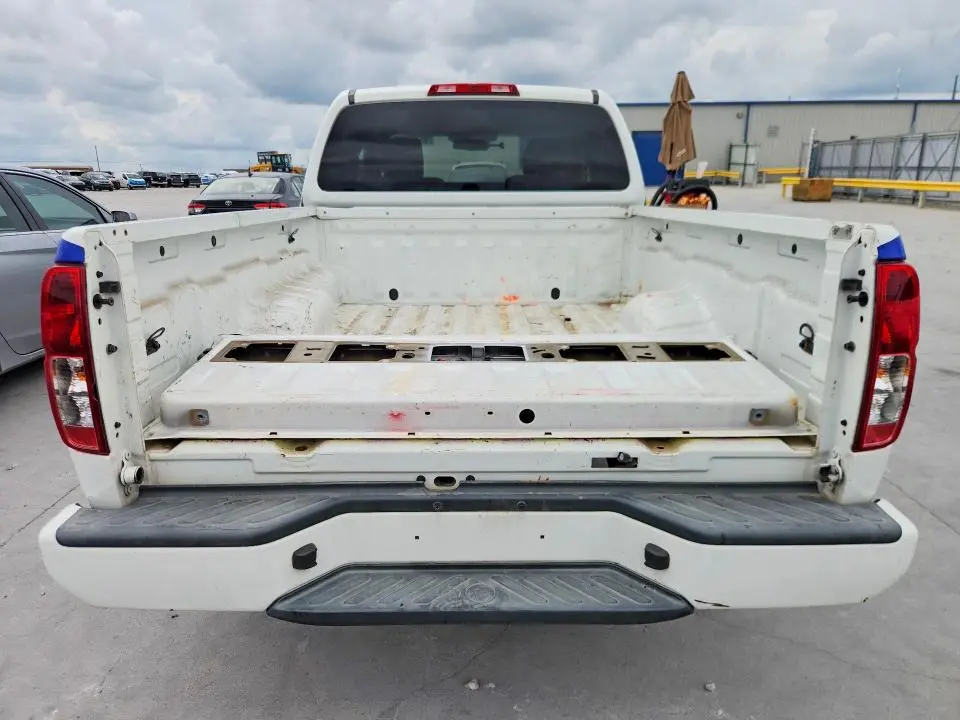 2020 NISSAN FRONTIER S  