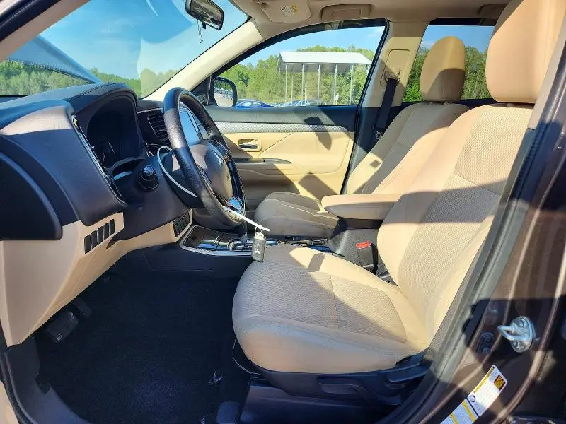 2018 MITSUBISHI OUTLANDER SE  