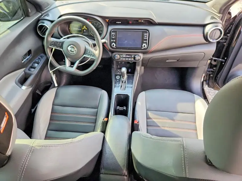 2021 NISSAN KICKS SR  