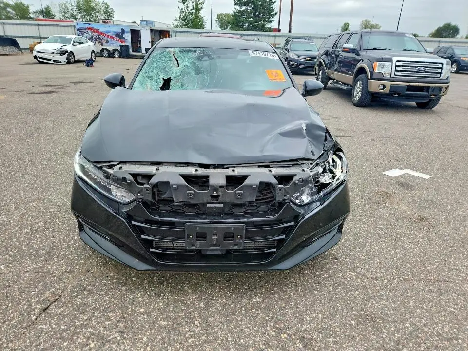 2018 HONDA ACCORD SPORT  