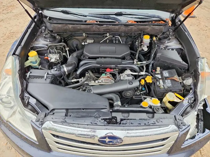 2011 SUBARU OUTBACK 2.5I LIMITED  