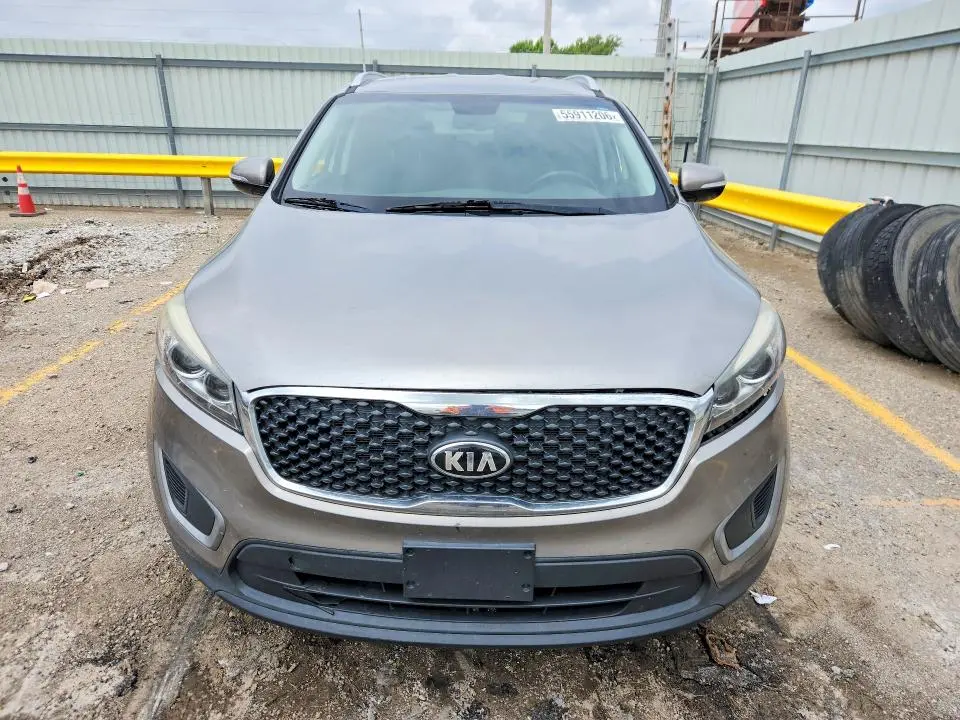2016 KIA SORENTO LX  
