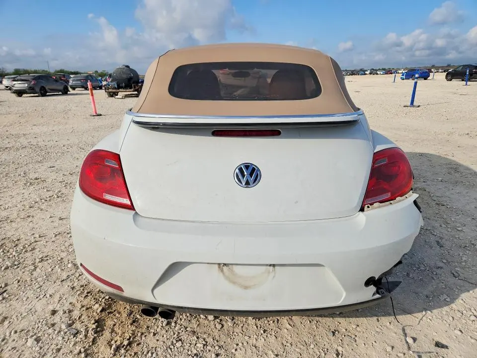 2015 VOLKSWAGEN BEETLE 1.8T  