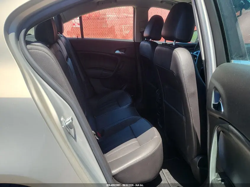 2011 BUICK REGAL CXL RUSSELSHEIM