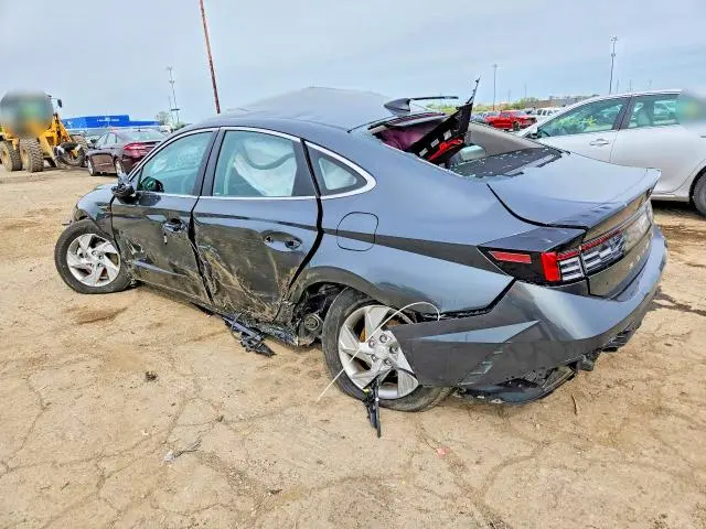 2025 HYUNDAI SONATA SE  