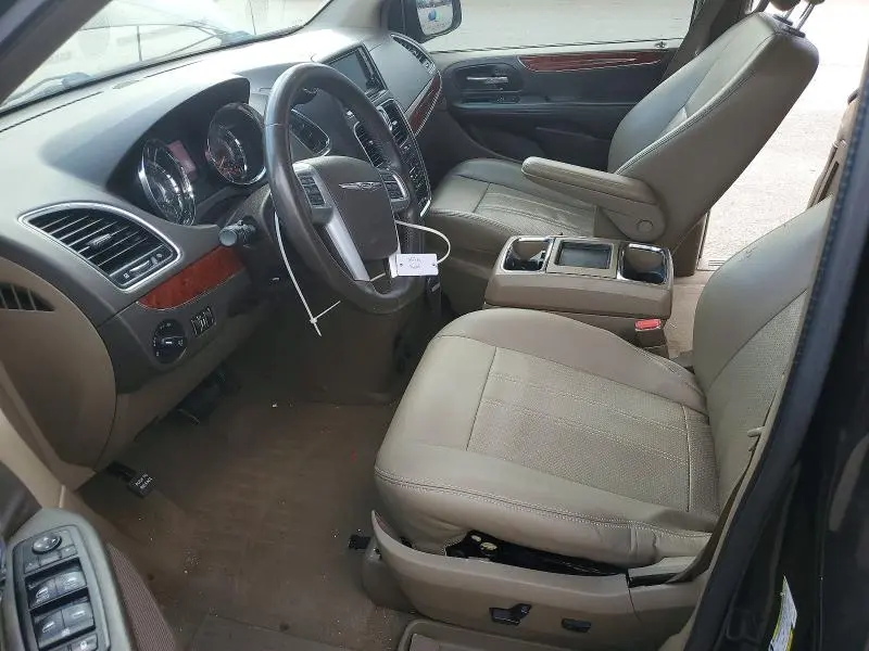 2013 CHRYSLER TOWN & COUNTRY TOURING L  