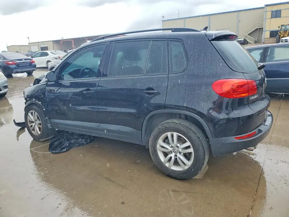 2017 VOLKSWAGEN TIGUAN   