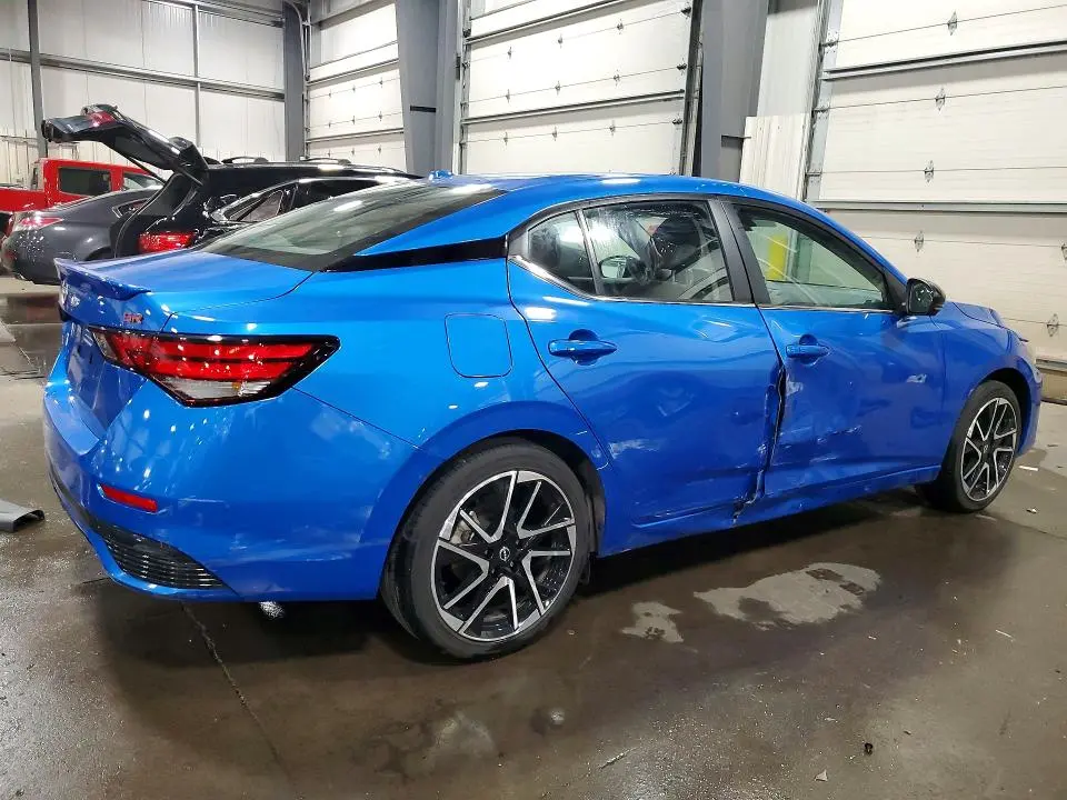 2024 NISSAN SENTRA SR  