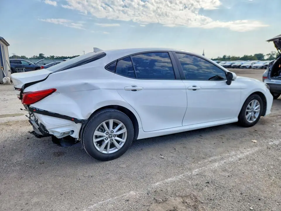 2025 TOYOTA CAMRY LE  