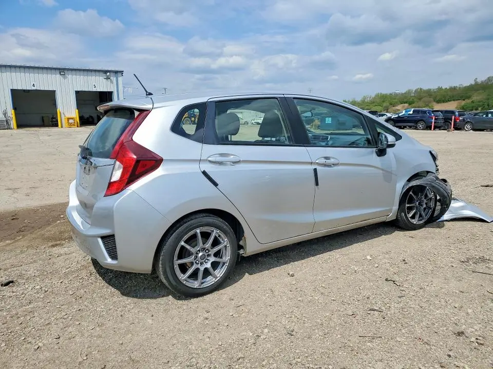 2016 HONDA FIT EX  