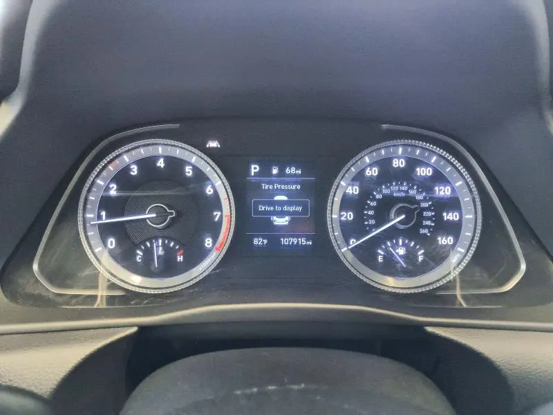 2022 HYUNDAI SONATA SE  