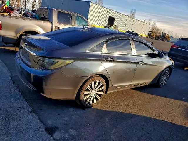 2011 HYUNDAI SONATA GLS  