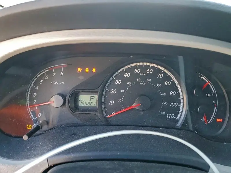 2011 TOYOTA SIENNA LE  