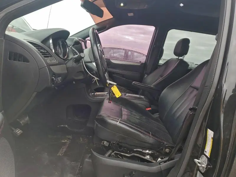 2017 DODGE GRAND CARAVAN GT  