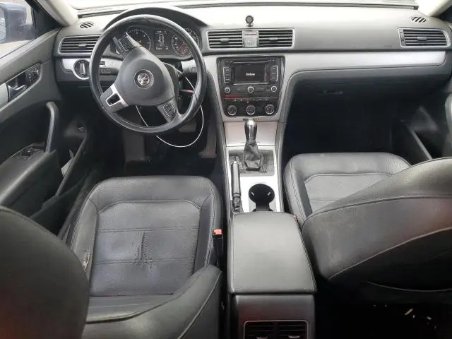 2013 VOLKSWAGEN PASSAT SE  
