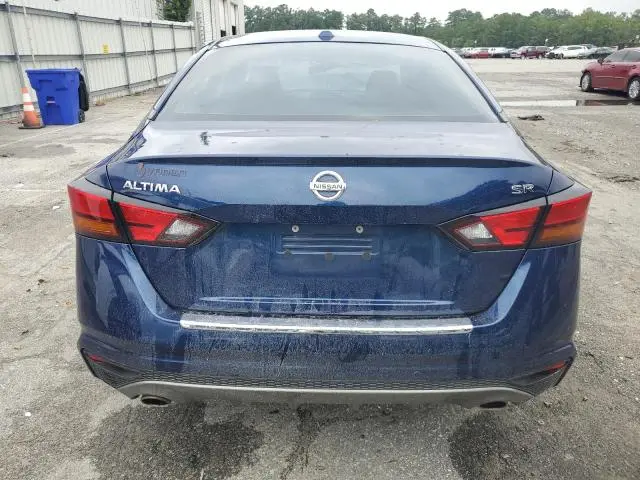 2021 NISSAN ALTIMA SR  