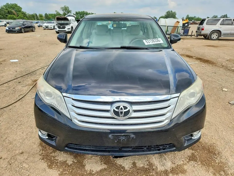 2011 TOYOTA AVALON LIMITED  